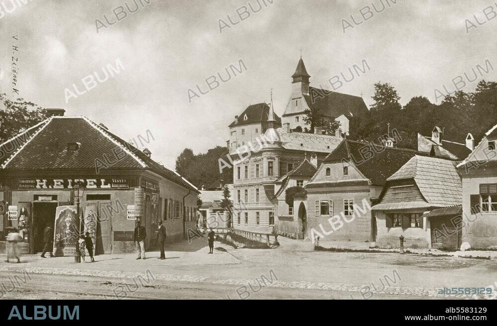 Kronstadt, rum. Brasov (Rumänien), Langgasse. Straßenbild mit Bergkirche. Foto, 1917.