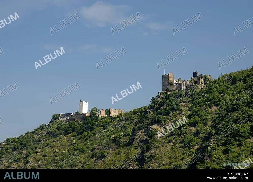 Burg Sterrenberg and Burg Liebenstein castles in Kamp-Bornhofen, UNESCO World Heritage Site Oberes Mittelrheintal landscape of the Upper Middle Rhine Valley, Rhineland-Palatinate, Germany, Europe.