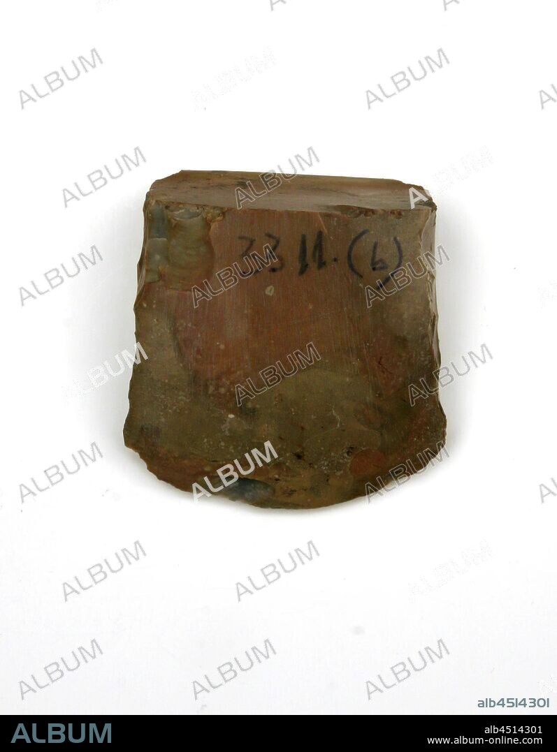 Spearhead, n.d.a., stone, 3 3/8 x 1 1/4 x 3/16 in.