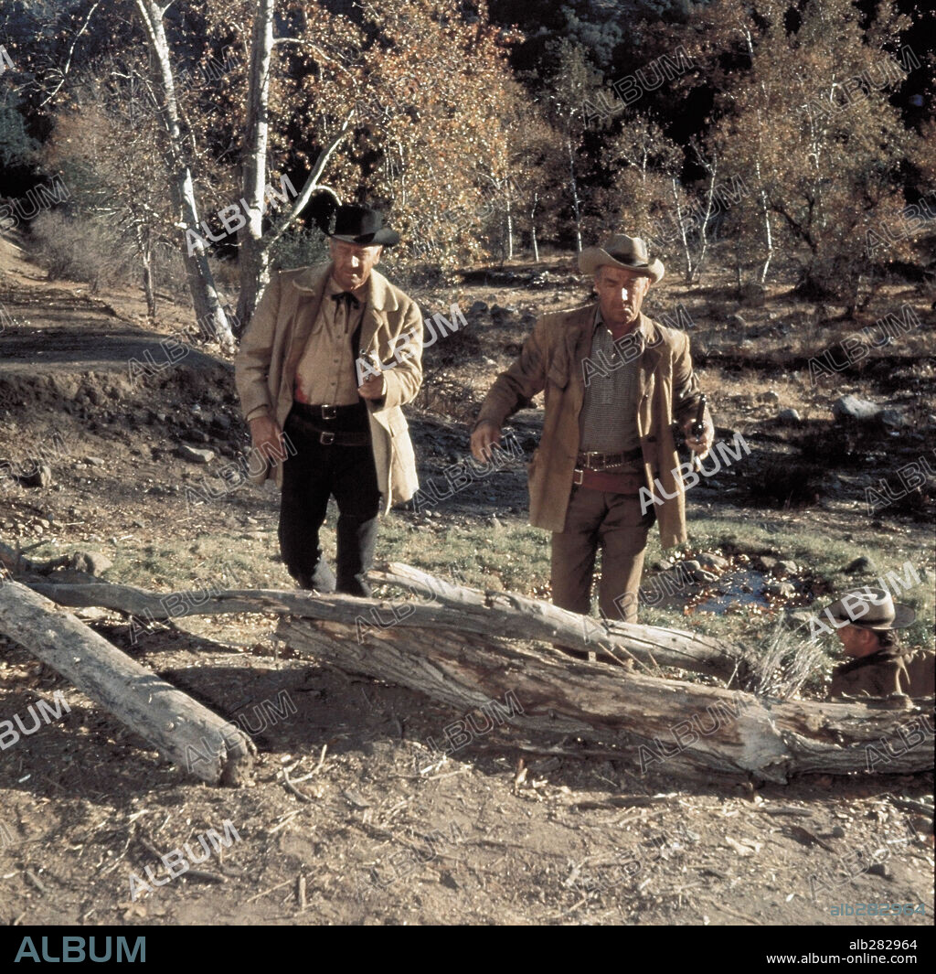 JOEL MCCREA y RANDOLPH SCOTT en DUELO EN LA ALTA SIERRA, 1962 (RIDE THE HIGH COUNTRY), dirigida por SAM PECKINPAH. Copyright M.G.M.