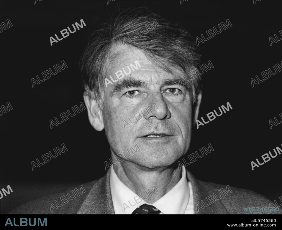 Singer, Wolf Direktor am Max-Planck-Institut für Hirnforschung, Frankfurt / Main. Porträtaufnahme, 1998.