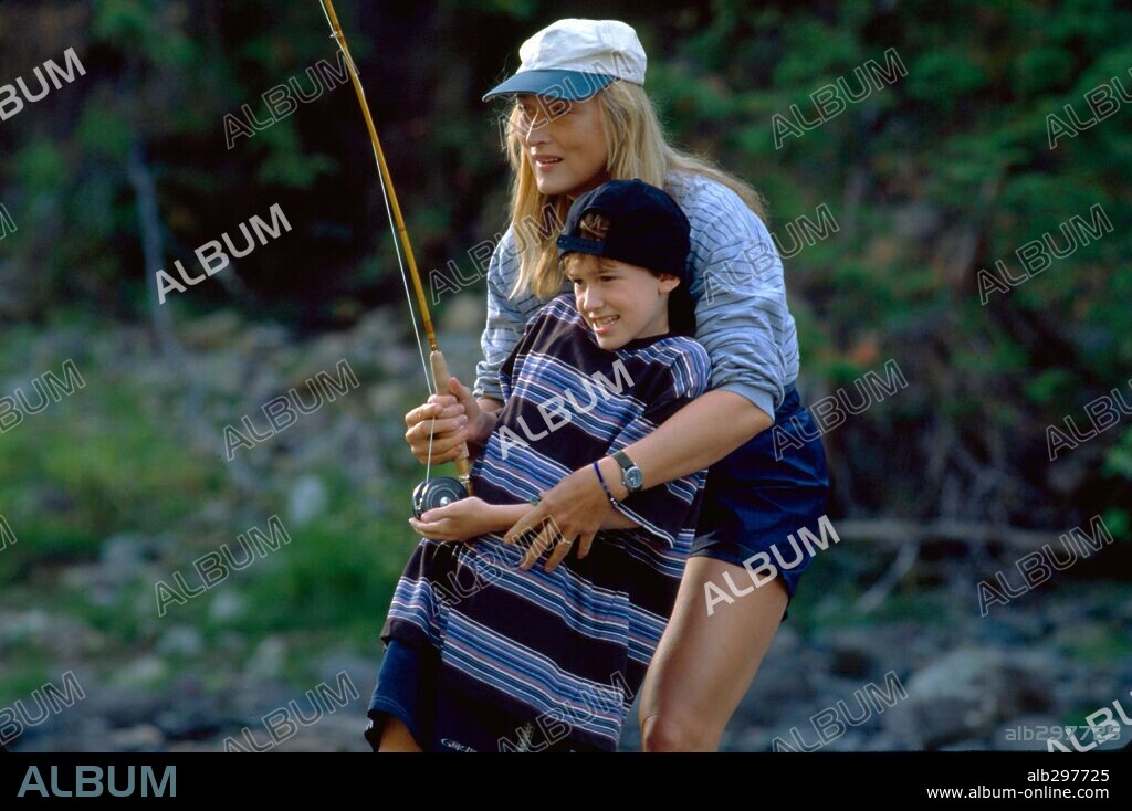 JOSEPH MAZZELLO y MERYL STREEP en RÍO SALVAJE, 1994 (THE RIVER WILD), dirigida por CURTIS HANSON. Copyright UNIVERSAL PICTURES.