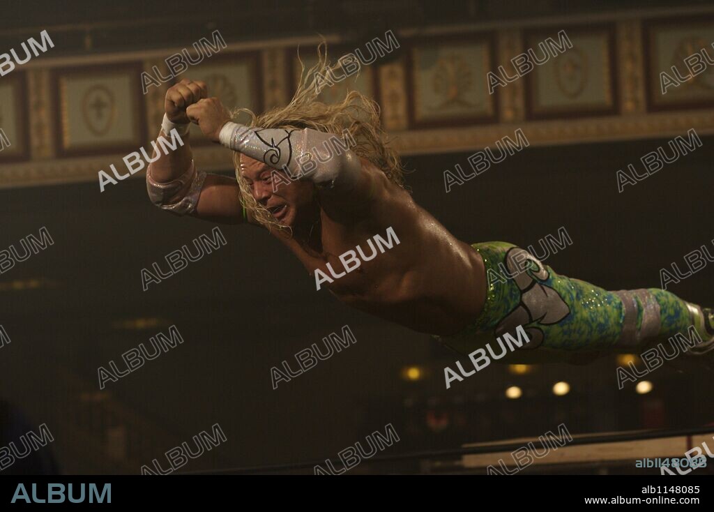MICKEY ROURKE in THE WRESTLER, 2008, directed by DARREN ARONOFSKY. Copyright SATURN FILMS.