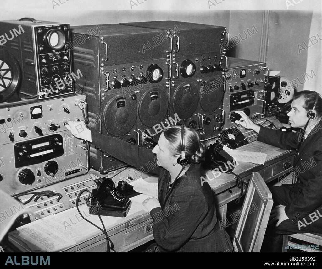 The frequency of the radio signals from sputnik 1 being measured at a radio control post near moscow observatory, 1957. 01/02/1957