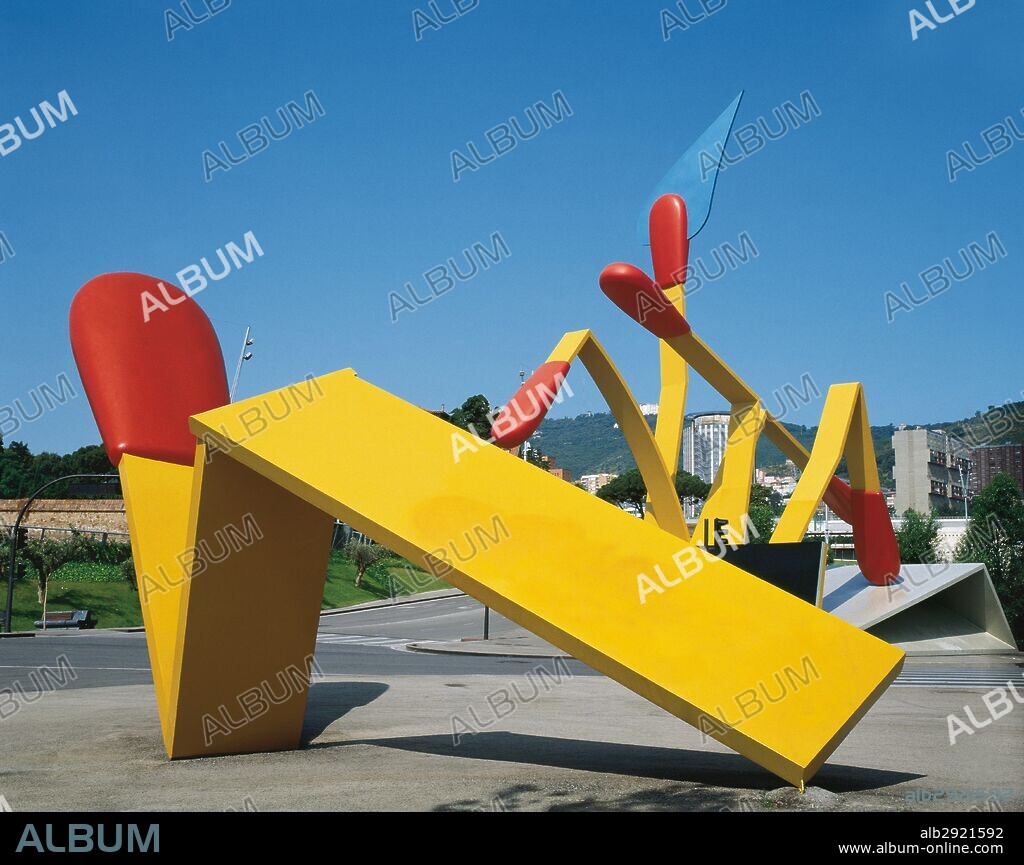 OLDENBURG, Claes (n. Estocolmo, 1929). Escultor estadounidense de origen sueco. VAN BRUGGEN, Coosje (n. Groninga, Holanda, 1942). Escultor holandés. "MISTOS" ("CERILLAS"). Escultura ubicada en el año 1992 en la calle del Padre Mariana, Parc de la Vall d'Hebron. BARCELONA. Cataluña.