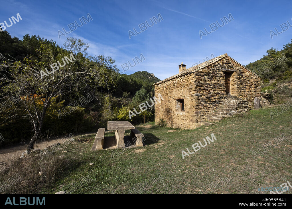 Palero refuge, Sierra de Santo Domingo protected landscape, Biel, Cinco Villas, Aragon, Spain.