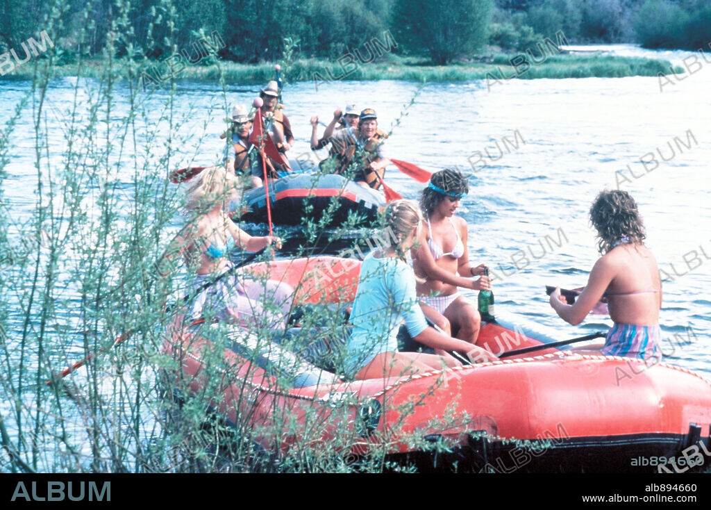 LOS ALBÓNDIGAS EN REMOJO, 1984 (UP THE CREEK), dirigida por ROBERT BUTLER. Copyright ORION PICTURES.