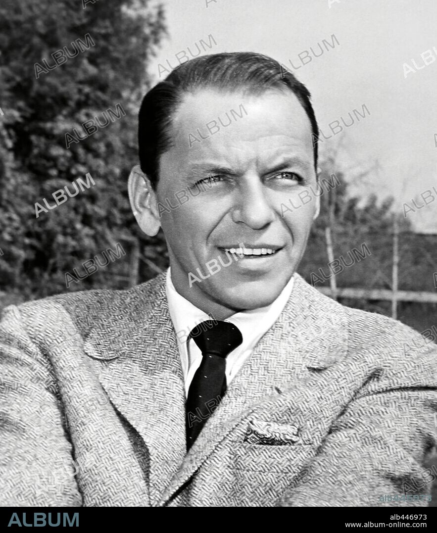 FRANK SINATRA in OCEAN'S ELEVEN, 1960, unter der Regie von LEWIS MILESTONE. Copyright WARNER BROTHERS.