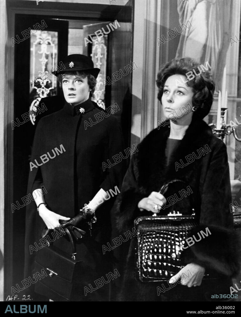 MAGGIE SMITH y SUSAN HAYWARD en MUJERES EN VENECIA, 1967 (THE HONEY POT), dirigida por JOSEPH L. MANKIEWICZ. Copyright UNITED ARTISTS.