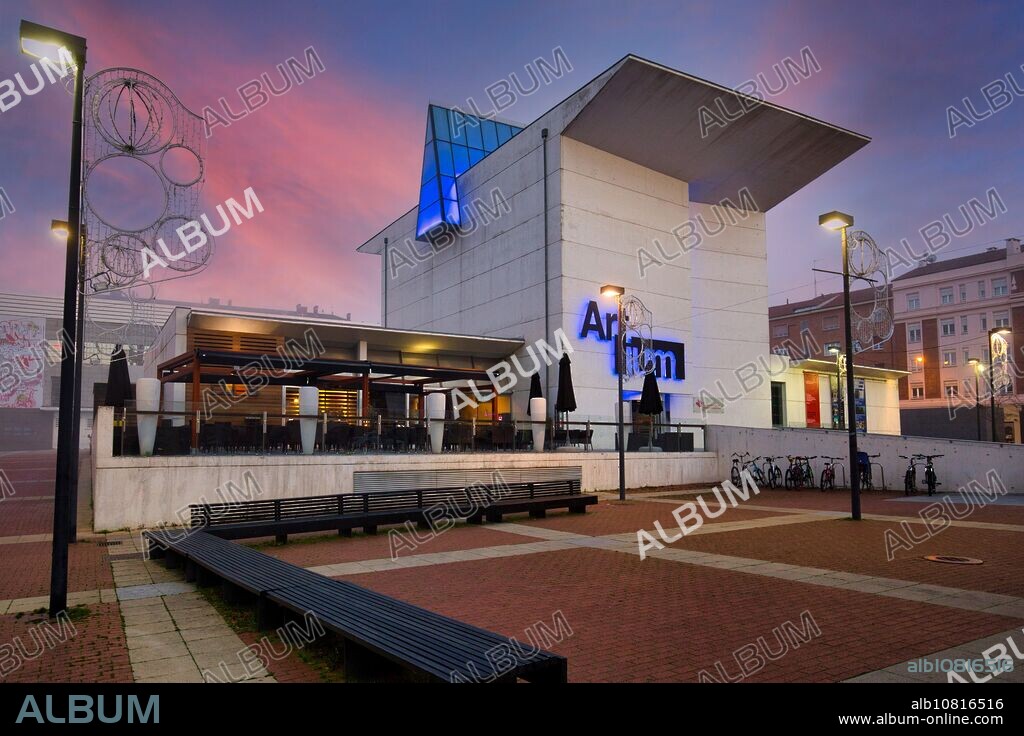 Artium, Basque Centre-Museum of Contemporary Art by José Luis Catón Santarén, Vitoria-Gasteiz, Alava, Basque Country, Spain, Europe.