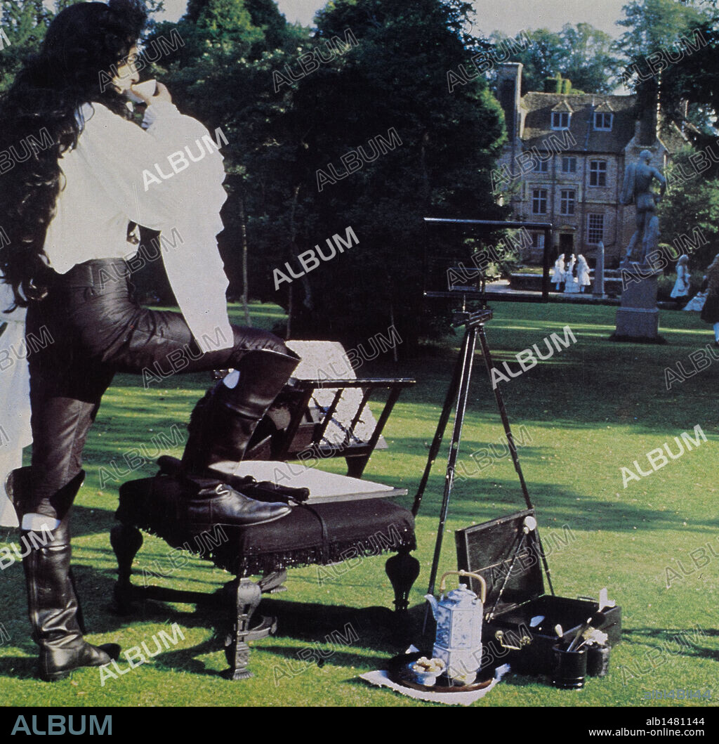 EL CONTRATO DEL DIBUJANTE, 1982 (THE DRAUGHTSMAN'S CONTRACT), dirigida por PETER GREENAWAY. Copyright B.F.I/UNITED ARTISTS.