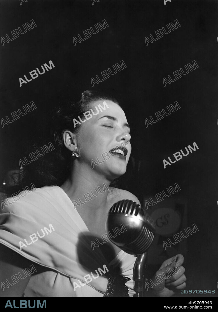 Jazz Singer Ann Hathaway, Café Society, New York City, New York, USA, William P. Gottlieb Collection, 1946.