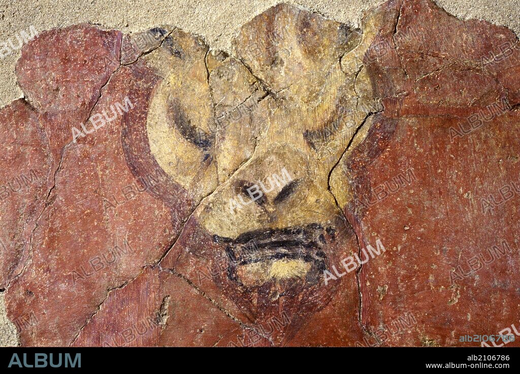 FRAGMENTO DE PARED CON PINTURA DE UN LEONA PROCEDENTE DE ZAMARRACIN, EN EL MUSEO DE SANTA CRUZ.