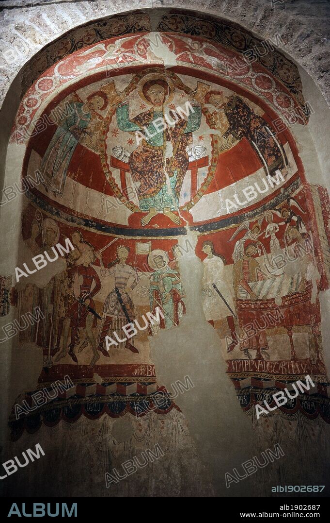 ARTE ROMANICO. ESPAÑA. S. XII IGLESIA DE SANTA MARIA. Detalle de las pinturas murales románicas que se hallan en la absidiola del crucero y que representa el martirio del arzobispo inglés Tomás Becket, muerto en el año 1170. Conjunto Iglesias Prerrománicas de Terrassa. Comarca del Vallès Occidental. Provincia de Barcelona. Cataluña.