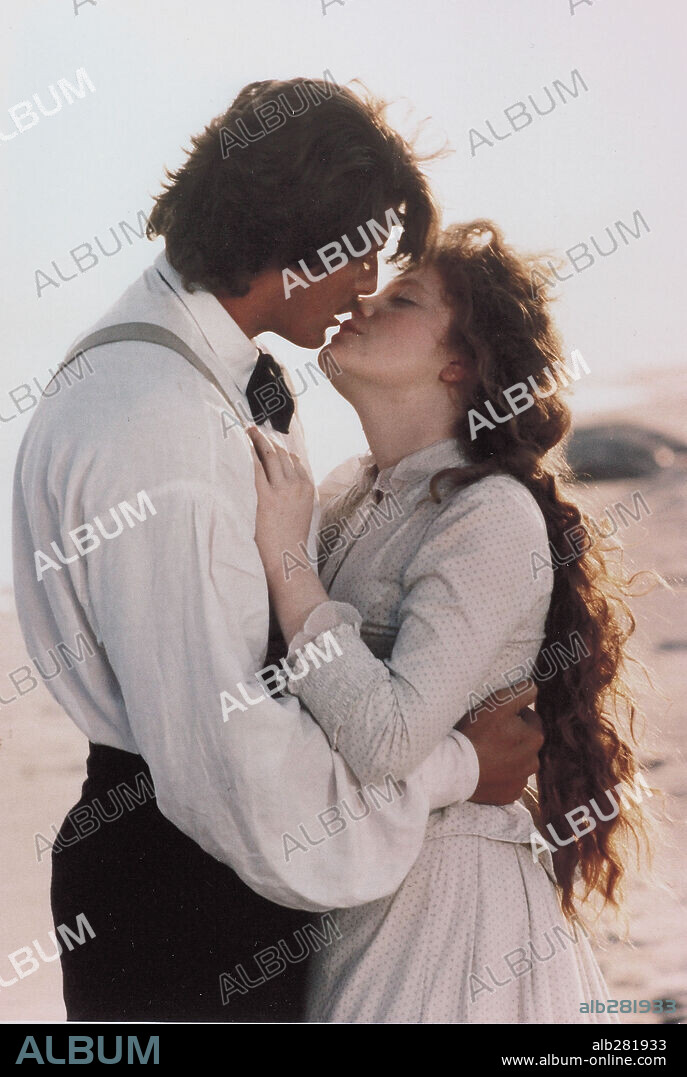 CHRISTOPHER REEVE y MADELEINE POTTER en LAS BOSTONIANAS, 1984 (THE BOSTONIANS), dirigida por JAMES IVORY. Copyright MERCHANT IVORY.
