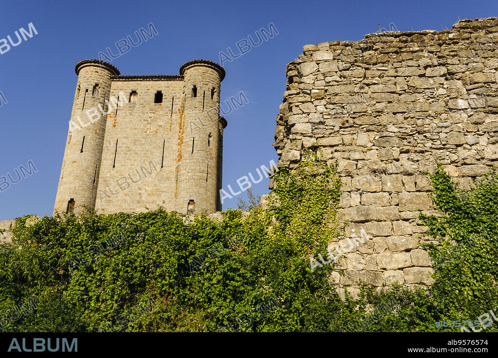 Arques castle, 13th century, Aude department, Languedoc-Roussillon, Pyrenees-Orientales, France, Europe.