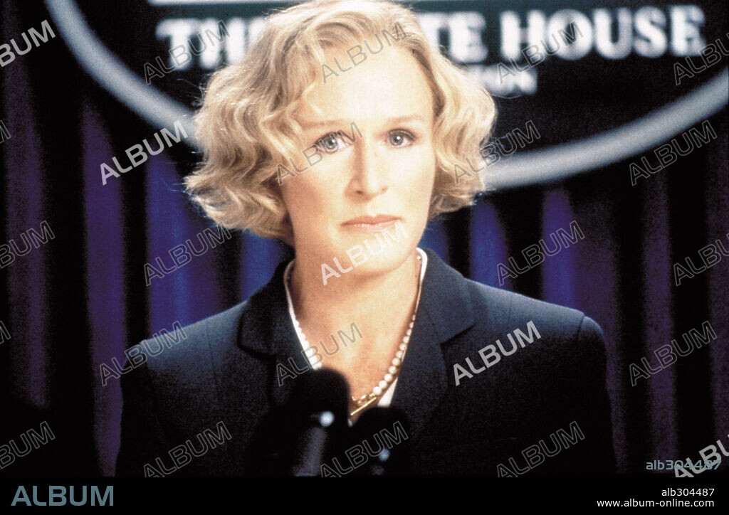GLENN CLOSE dans AIR FORCE ONE, 1997, réalisé par WOLFGANG PETERSEN. Copyright RADIANT / BARIUS, CLAUDETTE.