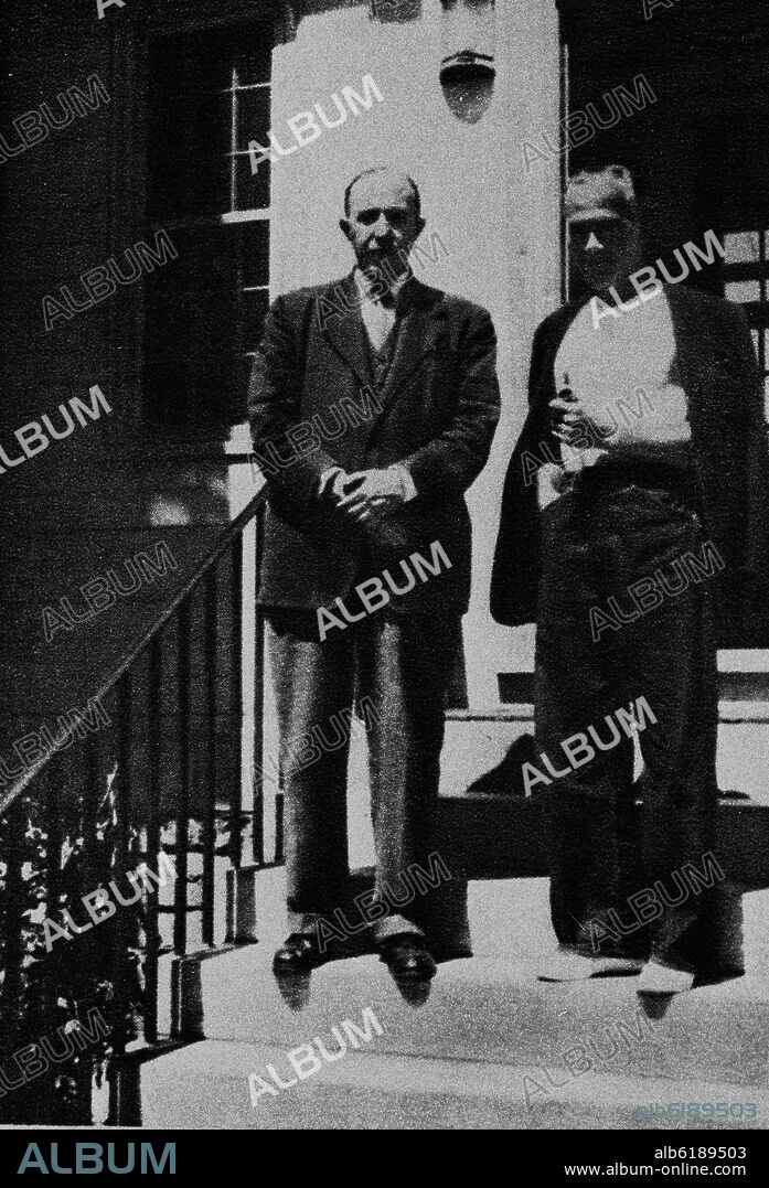 PEDRO SALINAS Y LUIS CERNUDA EN 1948.