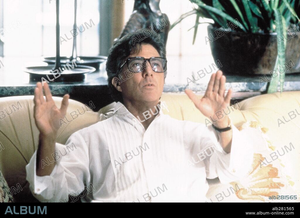 DUSTIN HOFFMAN en LA CORTINA DE HUMO, 1997 (WAG THE DOG), dirigida por BARRY LEVINSON. Copyright TRIBECA/BALTIMORE PICTURES/PUNCH.