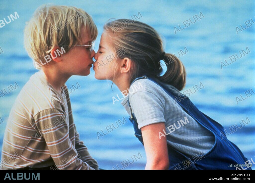ANNA CHLUMSKY und MACAULAY CULKIN in MY GIRL - MEINE ERSTE LIEBE, 1991 (MY GIRL), unter der Regie von HOWARD ZIEFF. Copyright COLUMBIA PICTURES.