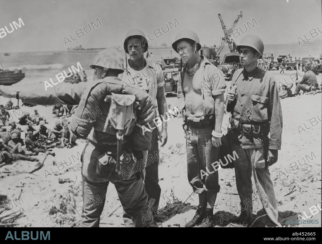 JOHN KERR and TOM LAUGHLIN in SOUTH PACIFIC, 1958, directed by JOSHUA LOGAN. Copyright 20TH CENTURY FOX.