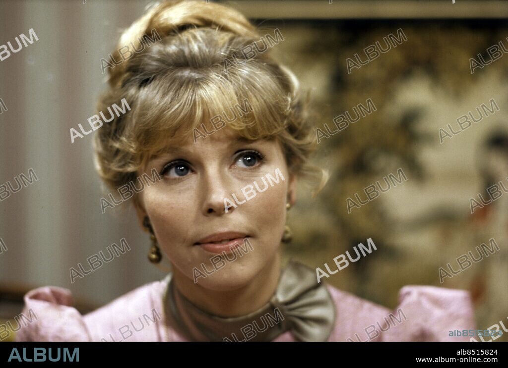 ARKIV OKÄNT FOTODATUM. Skådespelerskan Meg Westergren i rollen som Lissi i pjäsen "Sanna kvinnor".. Foto: Leif R Jansson / SCANPIX / Kod: 50020.