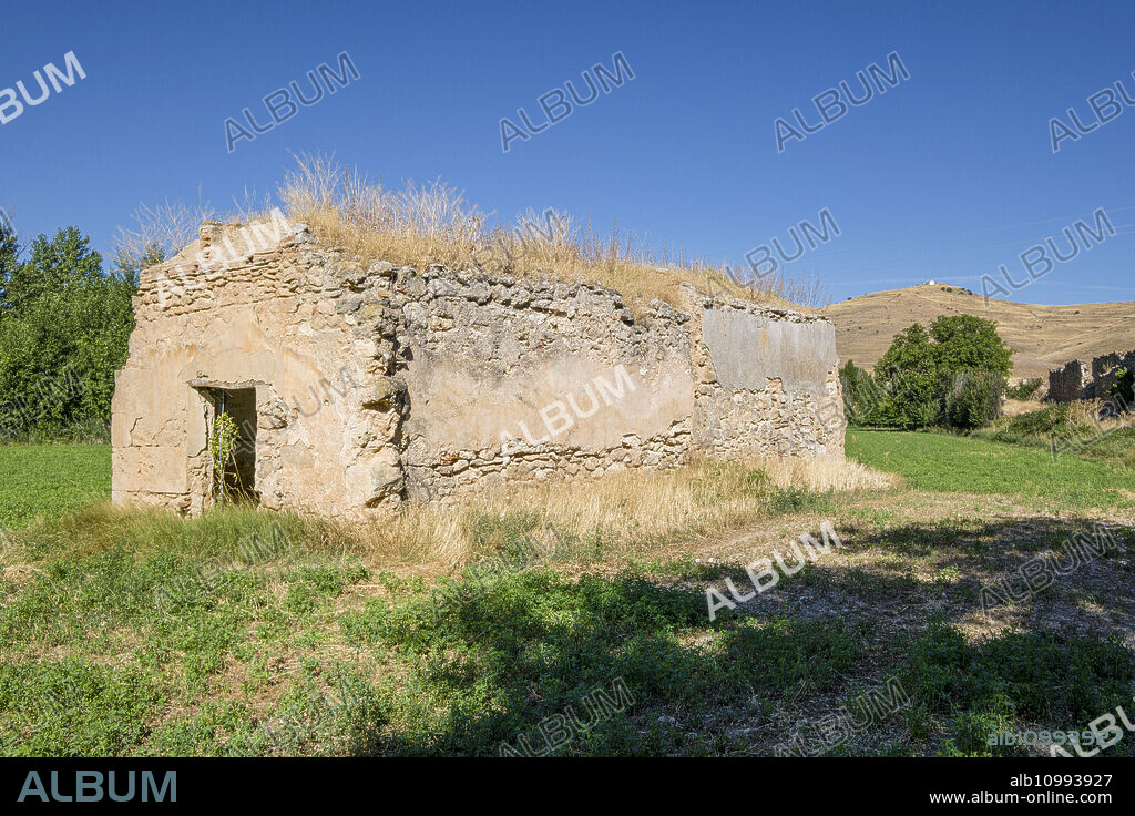 ruinas del viejo convento franciscano, El Poyo del Cid municipio de Calamocha, provincia de Teruel, Aragón, Spain, Europe.