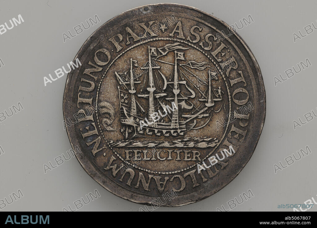 medal, Arend Smeltzing, 1667, minted, General: 3 x 0.1cm (30 x 1mm), Weight: 9.3g, three-master, seascape, city coat of arms, Gold medal on the Peace of Breda in 1667, this medal was honored at the district masters of Leiden for their work in introducing the hearth city money. On the front a three-masted sailing to the right is depicted at sea with a figure on the prow. On the stern a flag with an image of the Leiden keys, in the two top flags an A and an S. The ship fires on the port side. Under the sea the inscription: FELICITER. And around the caption: ASSERTO.PER.VULCANUM.NEPTUNO.PAX. The reverse shows the crowned coat of arms of Leiden, with MDC and LXVII (1667) dated on either side. Above a four line inscription: TRIBUUM PRAEF. OB. OPERAM PRAE STITAM .. Around a banderol the inscription: E.FOCO.REFOCILLATIO, 1892.