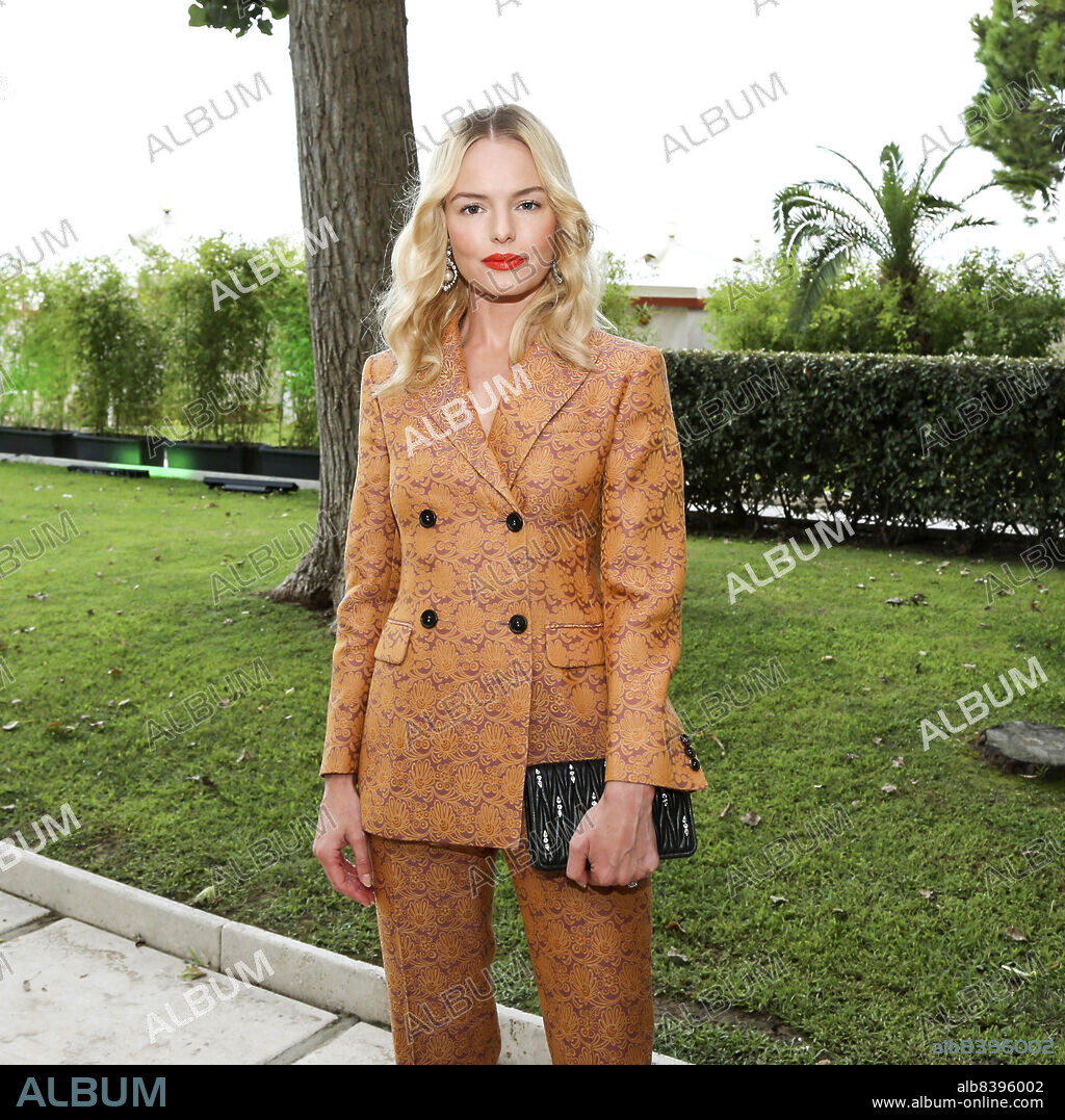 KATE BOSWORTH. September 1, 2017 - Venice, Italy - KATE BOSWORTH attends Venice Film Festival to promote TV series 'The Long Road Home', 'SS-GB', and movies 'The Domestics', and 'Nona.' (Credit Image: © Armando Gallo/ZUMA Studio).