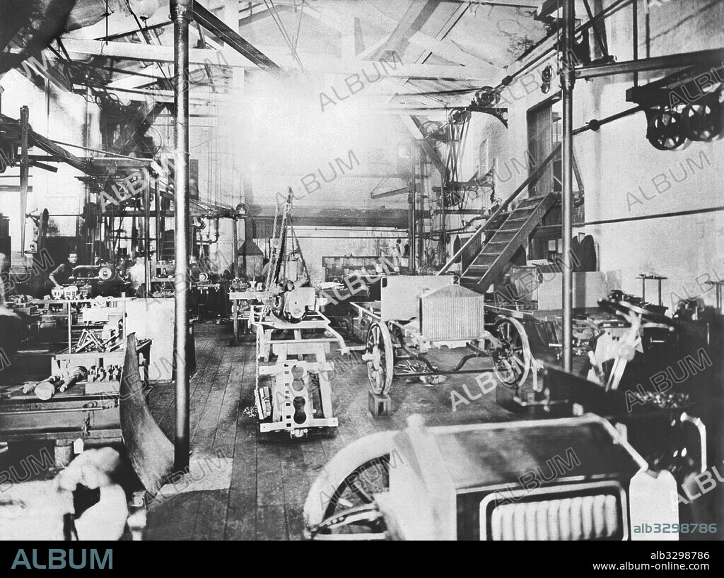 The Interior of The Rolls Royce Car Factory. Derby, c1915.
