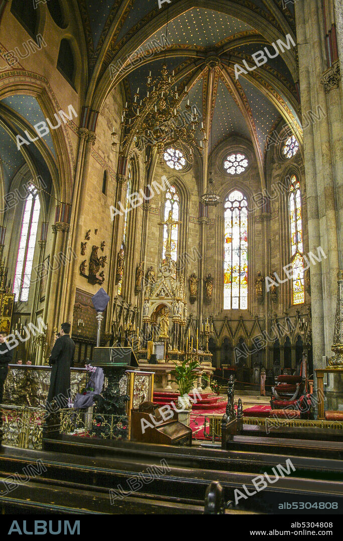 Zagreb, Croatia, Republika Hrvatska, Europe. Zagreb Cathedral of the Assumption of the Blessed Virgin Mary, located in Kaptol Square, The Cathedral is dedicated to kings Saint Stephen and Saint Ladislaus too. Architectural style: Neo-gothic, 13th century, The altar.