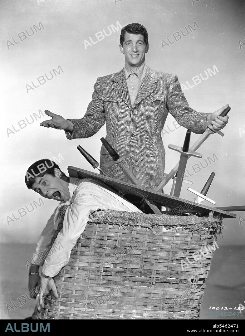 DEAN MARTIN y JERRY LEWIS en IRMA LA ENCANTADORA, 1949 (MY FRIEND IRMA), dirigida por GEORGE MARSHALL. Copyright PARAMOUNT PICTURES.