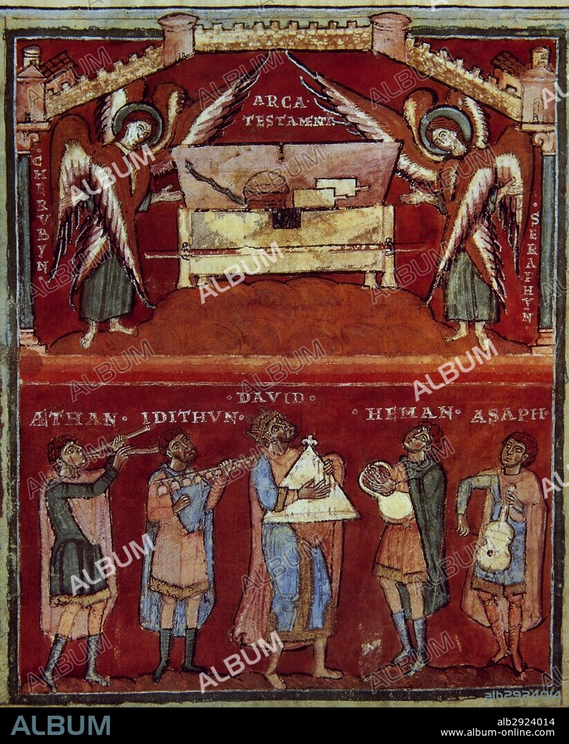 SALTERIO. Libro canónico del Antiguo Testamento que recoge los 150 salmos bíblicos. "SALTERIO DE SAN MIGUEL EN HEIDELBERG". Folio 44 v. En la parte superior, QUERUBIN Y SERAFIN INDICANDO EL ARCA DE LA ALIANZA. En la parte inferior, el REY DAVID rodeado de músicos. Siglo XI. Biblioteca Apostólica Vaticana.