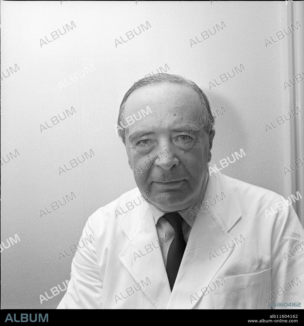 Prof. Dr. Joseph Tomcsik, hygienist, 1998 - 1964 .