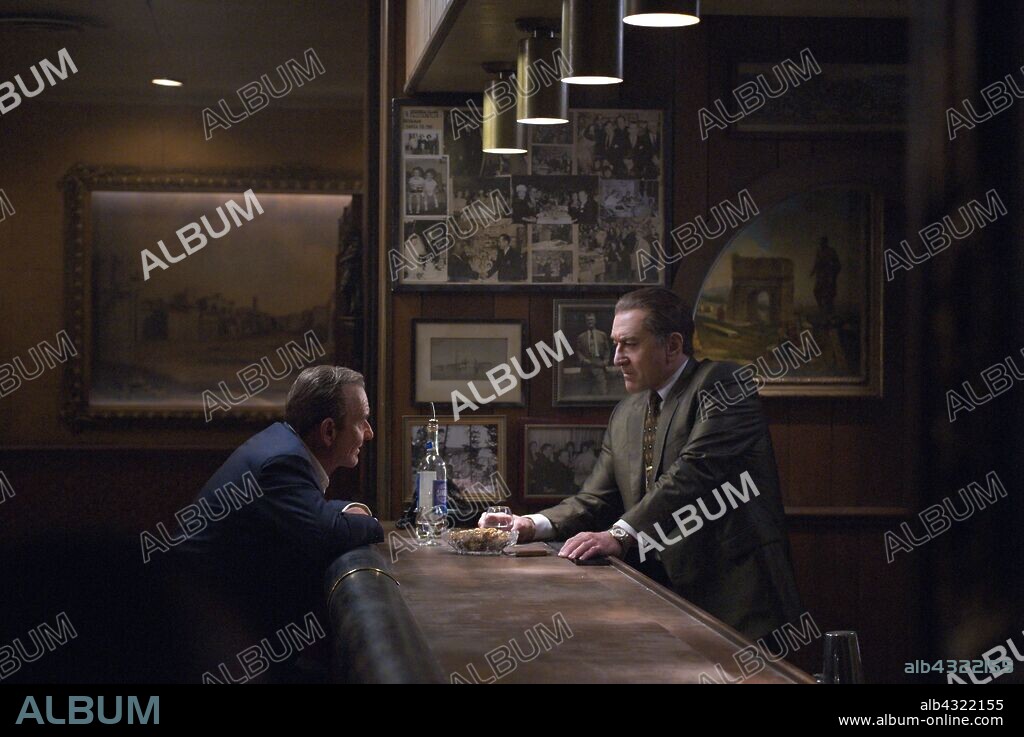 JOE PESCI und ROBERT DE NIRO in THE IRISHMAN, 2019, unter der Regie von MARTIN SCORSESE. Copyright STX Entertainment.
