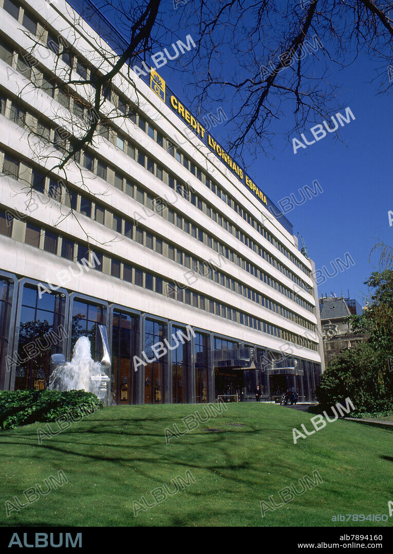 EDIFICIO "CREDIT LYONNAIS DE MADRID".