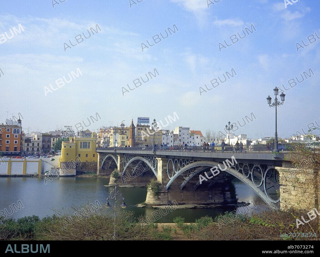 GUSTAVO STEINACHER Y FERDINAND BERNADET. ISABEL II BRIDGE KNOWN POPULARLY AS THE BRIDGE OF TRIANA BUILT BETWEEN 1847 AND 1852.