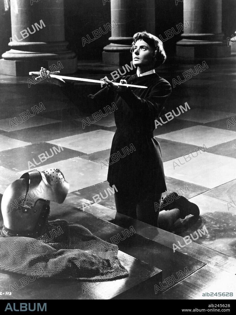 INGRID BERGMAN in JOAN OF ARC, 1948, directed by VICTOR FLEMING. Copyright UNITED ARTISTS.