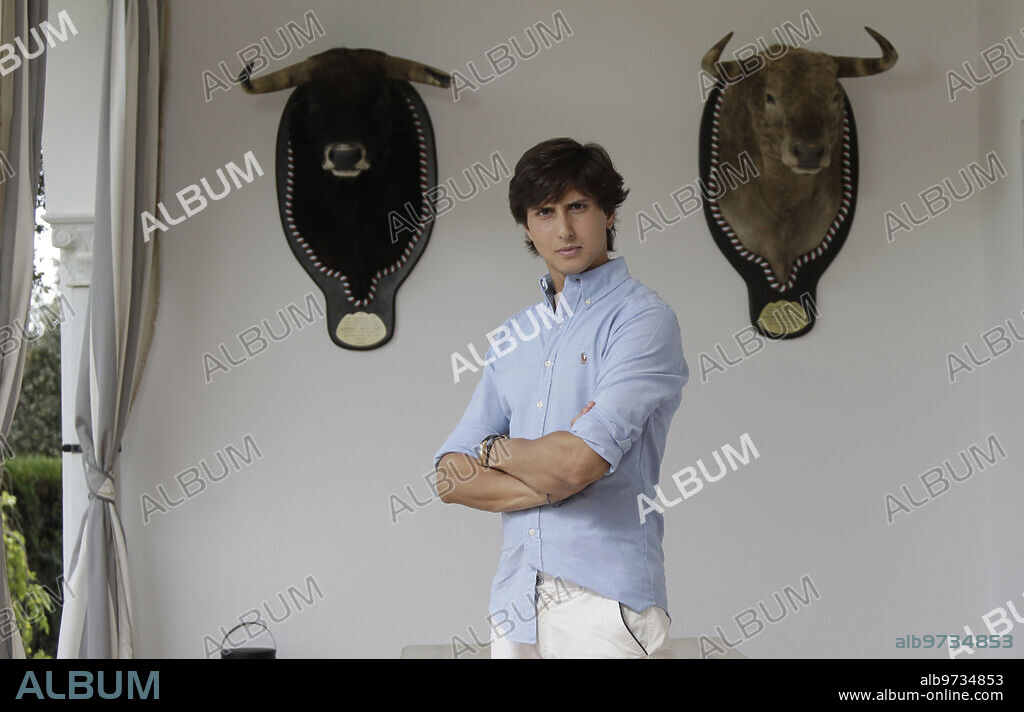 Sevilla, 11/08/2020. El torero Andrés roca Rey, posa en su finca de Gerena. Foto: Juan Flores. Archsev.