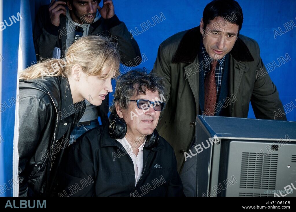 CARMELO GOMEZ, GERARDO HERRERO y MARTA LARRALDE en LA PLAYA DE LOS AHOGADOS, 2015, dirigida por GERARDO HERRERO. Copyright FORESTA FILMS / DURAN, ALFONSO.