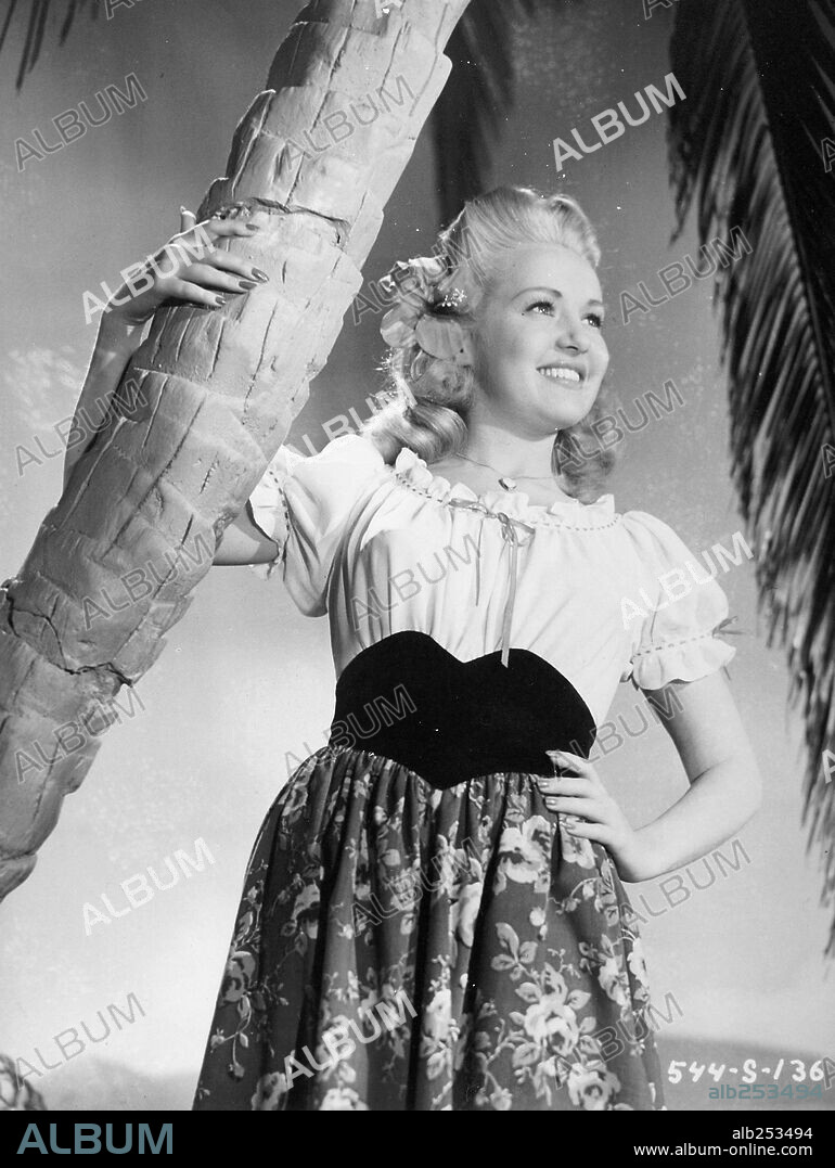 BETTY GRABLE in SONG OF THE ISLANDS, 1942, directed by WALTER LANG. Copyright 20TH CENTURY FOX.