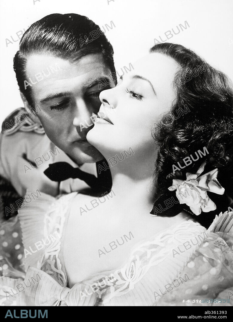 ANDREA LEEDS and GARY COOPER in THE REAL GLORY, 1939, directed by HENRY HATHAWAY. Copyright SAMUEL GOLDWYN/PARAMOUNT.