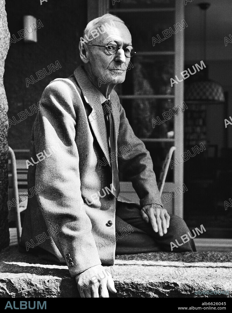 Author Hermann Hesse in 1961. Portrait by photographer Fred Stein (1909-1967) who emigrated 1933 from Nazi Germany to France and finally to the USA. 1961