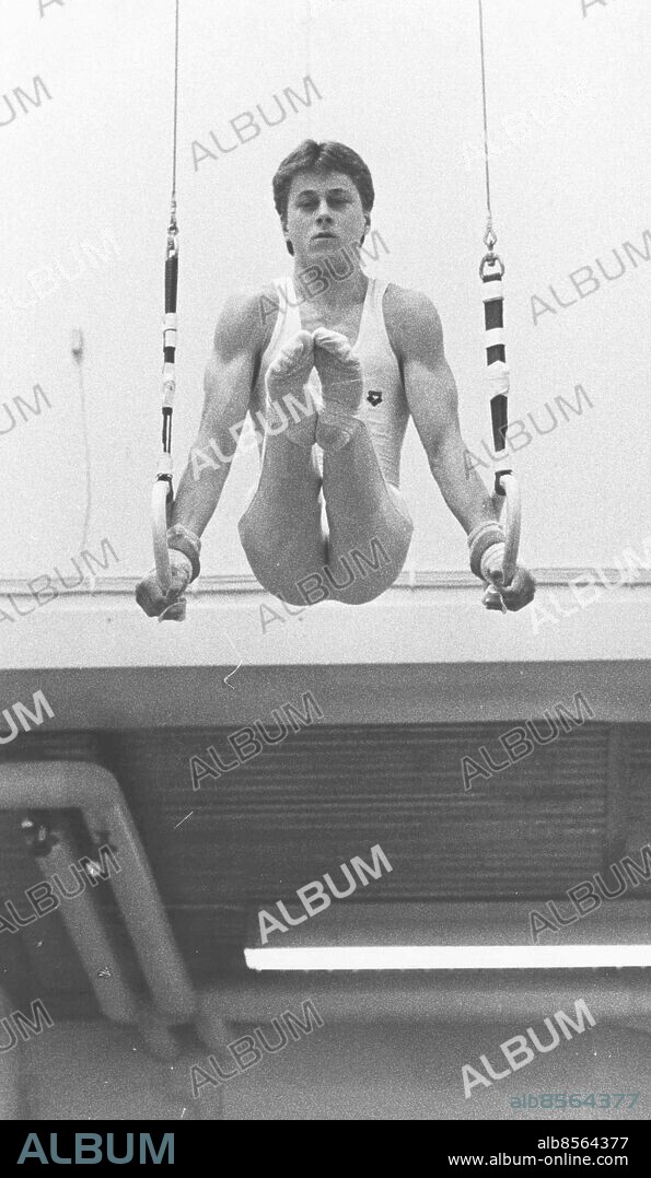 GÖTEBORG 1985-05-23.. Johan Jonasson - gymnast som tävlade för Gymnastikföreningen Brommagymnasterna, var under 1980-talet och tidiga 90-talet Sveriges enda gymnast i världstoppen. På bilden hänger han i romerska ringar. *** Local Caption *** GP Foto: Harry Nicolaisen / Kamerareportage / TT / Kod: 2524.
