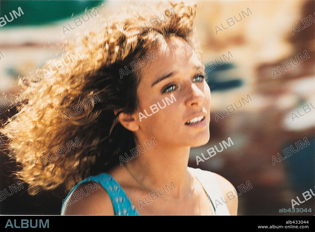 VALERIA GOLINO in RESPIRO: GRAZIA'S ISLAND, 2002 (RESPIRO), directed by EMANUELE CRIALESE. Copyright FANDANGO/LES FILMS DES TOURNELLES/ROISSY FILMS/MEDUSA FILMS.