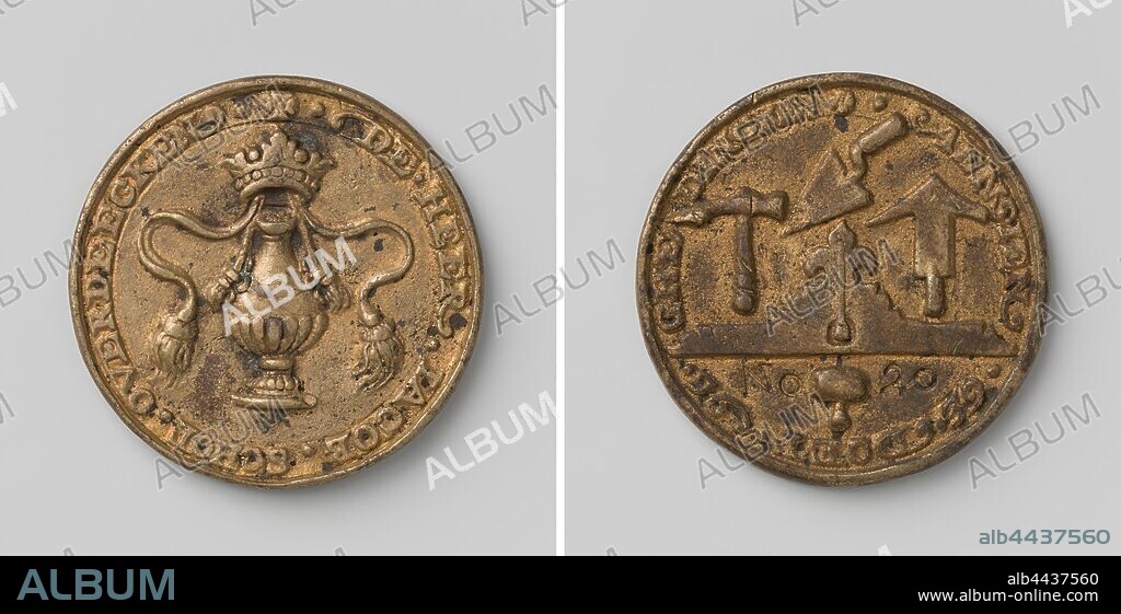 Masonry Guild of Vlissingen, Guild Medal with No. 20, Brass Medal. Front: crowned bottle, on crown: ribbons within the circumference. Reverse: hammer, trowel and plumber's hammer above spirit level and inscription No. 20, interrupted by mason's hammer, Flushing, Jacob Schot, Johannes Looff, 1639, brass (alloy), engraving, d 4.2 cm × w 313 gr.