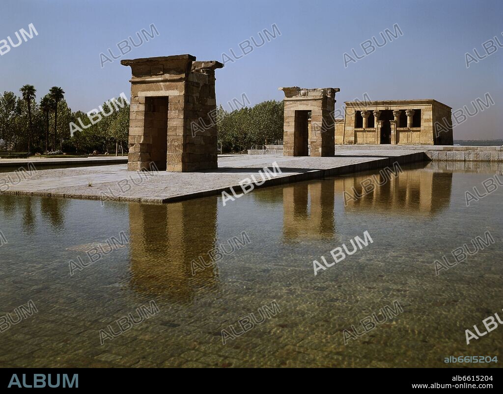 TEMPLO EGIPCIO,RESCATADO DE LAS AGUAS DE LA PRESA DE ASSUAN.