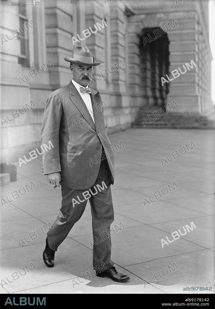 HARRIS & EWING. Fall, Albert Bacon, Senator from New Mexico, 1912-1921; Secretary of The Interior, 1921-1923, 1913.