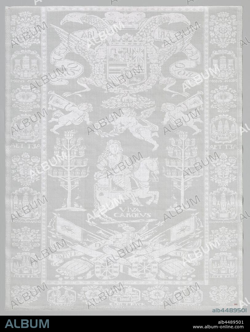 Napkin of linen damask with Charles VI of Habsburg, White linen damask napkin with the glorification of Charles VI of Habsburg as emperor of the Holy Roman Empire. Marked with binding holes 'CSP 13', with red stem stitch 'M', and red cross stitch 'v P N'., anonymous, Vlaanderen (possibly), c. 1711, linen (material), damask, h 112.5 cm × w 88.5 cm.