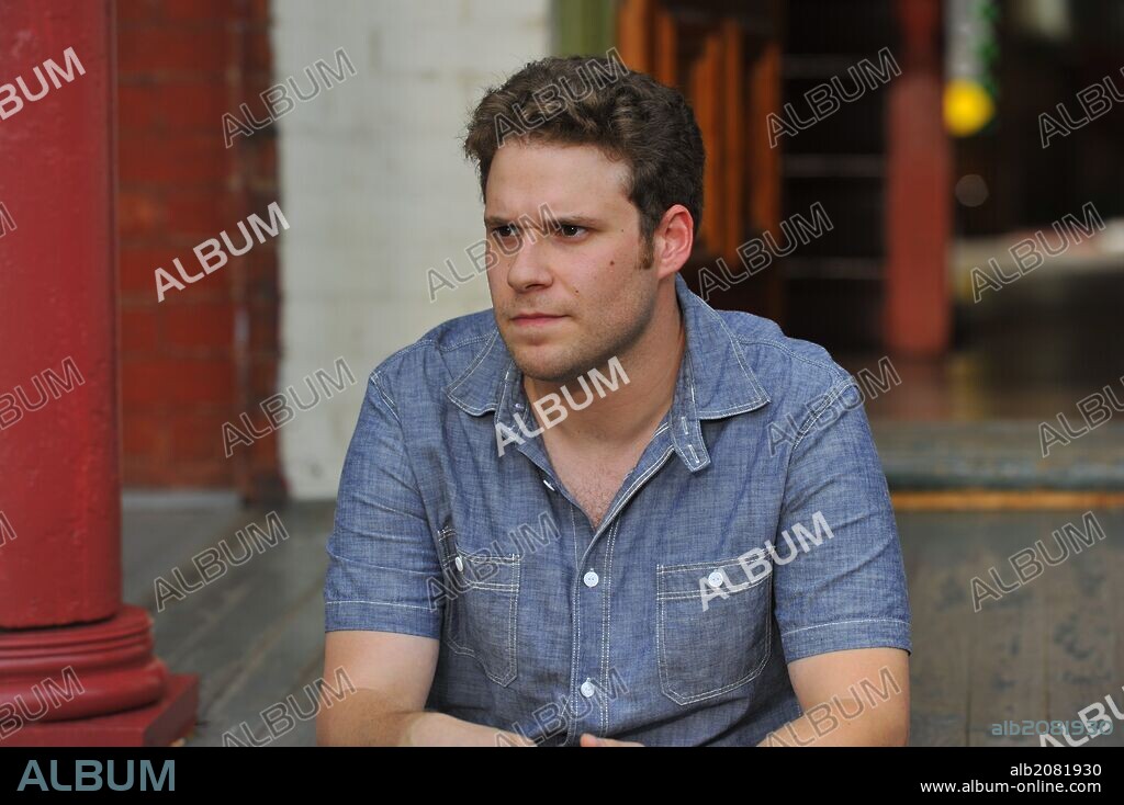 SETH ROGEN in TAKE THIS WALTZ, 2011, directed by SARAH POLLEY. Copyright JOE'S DAUGHTER.